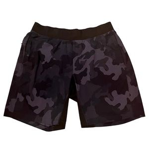 Men’s Lululemon T.H.E. 9” Dark Blue Camo Athletic Shorts
